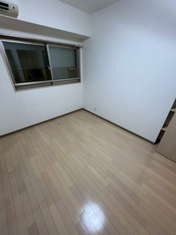 コンフォート大阪天満宮の居間・リビング