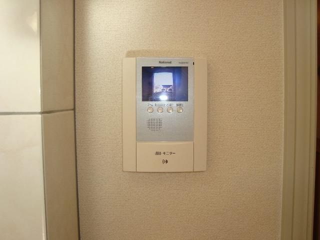 スプリングチェリーⅡの内装|カメラ付インターホン