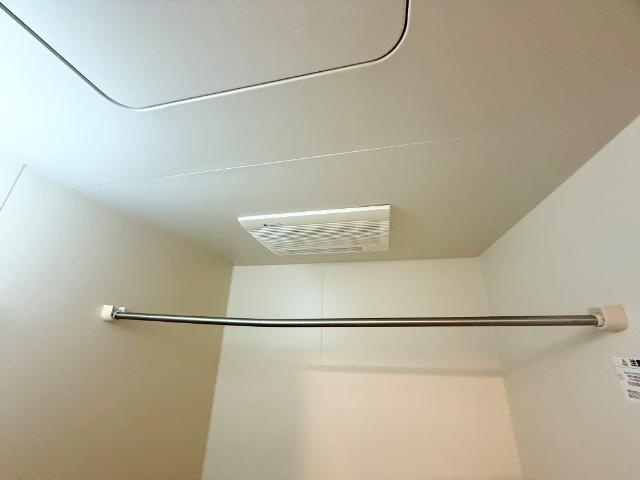 【浴室】 | ラ・ファミーユ　ＨＡ | 浴室乾燥機