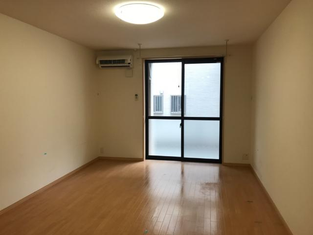 【内装】 | コンフォルト・Ｔ | 室内