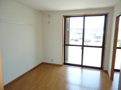 【内装】 | フレンドハウス | 洋室1