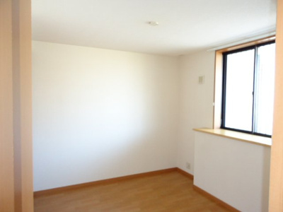 【内装】 | フレンドハウス | 洋室2