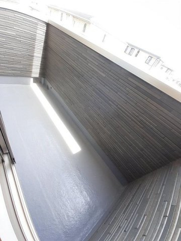 エレガンス光のバルコニー