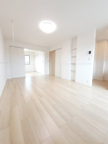 エレガンス光の居間・リビング