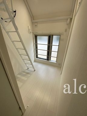 新宿区北新宿２丁目の賃貸マンションの居間・リビング