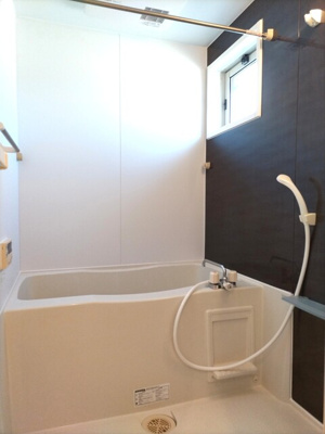 日々の疲れを癒せるバス（追焚・浴室乾燥機付）