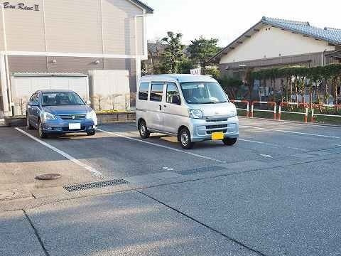 ボンレーブⅡの駐車場|駐車場があります