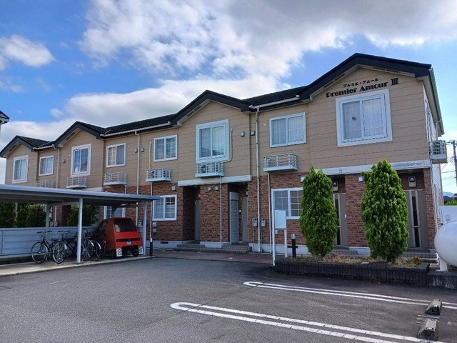 プルミエ・アムールⅢの外観|落ち着いた雰囲気の外観です