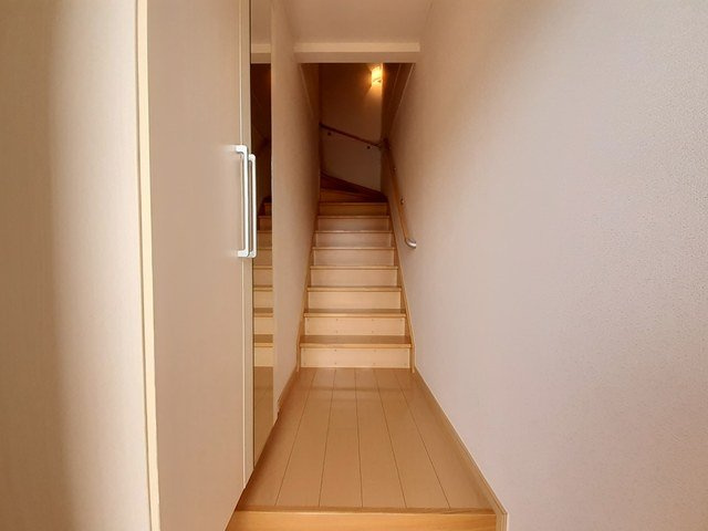 アピュエースの玄関|収納もある玄関です