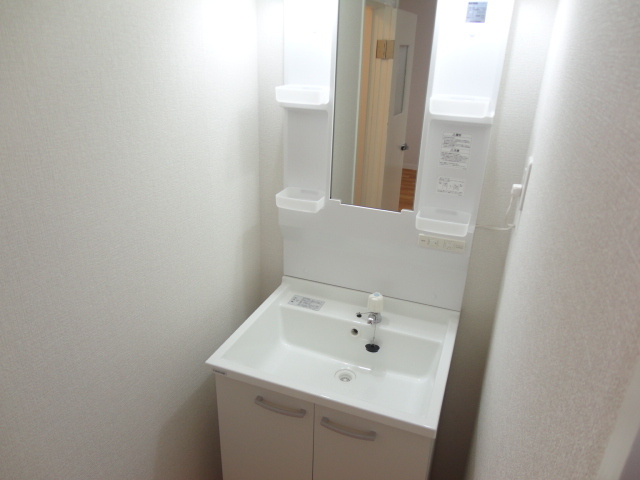 宮前マンションの洗面所