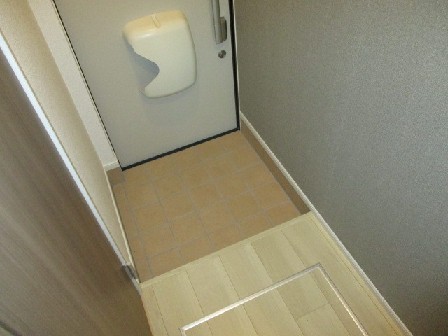 グレイス王寺の玄関