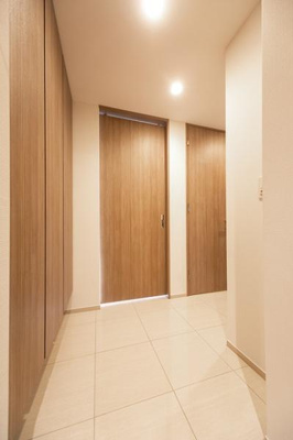 【玄関】 | ブランズ渋谷代々木公園