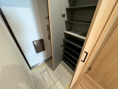 【玄関】 | 日商岩井草加マンション | ●玄関●