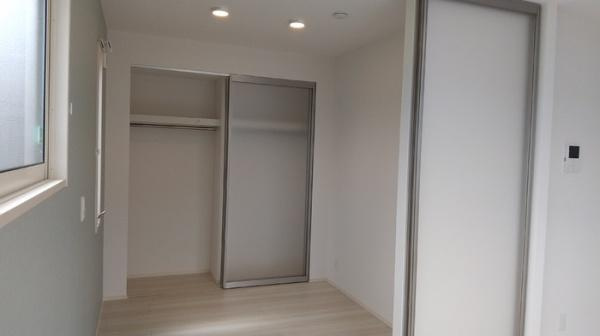 アベニーレ Ⅱの洋室