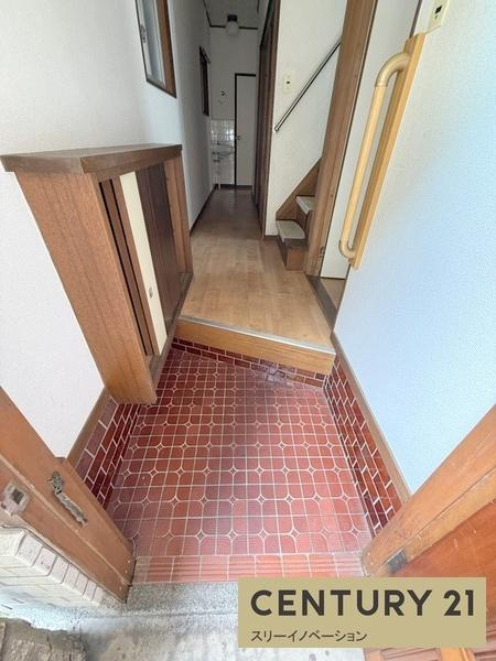 大正区鶴町1丁目中古戸建の玄関