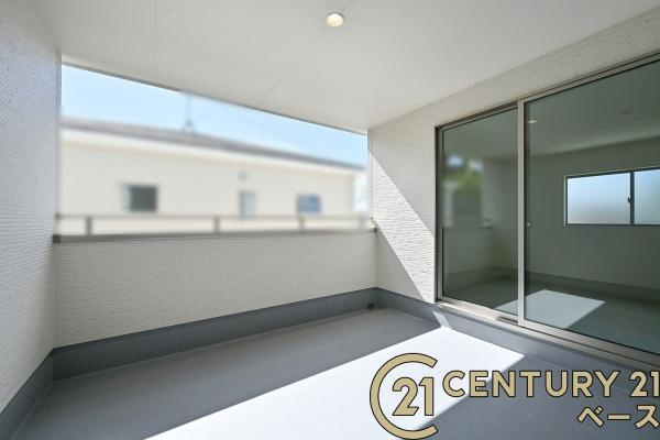 リーブルガーデン押熊町 ２号棟 ／新築一戸建のバルコニー