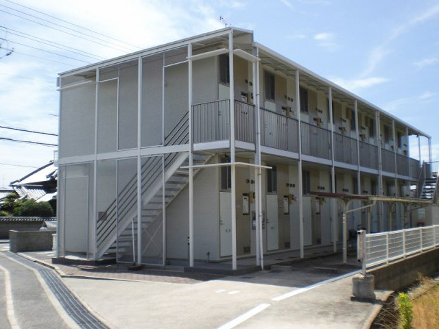 レオパレスセラヴィの外観