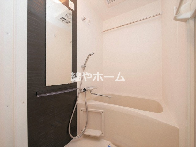 エスリード難波ザ・ゲートの浴室|落ち着いた空間のお風呂です