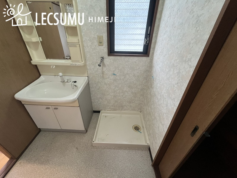 たつの市御津町朝臣／中古戸建の独立洗面台