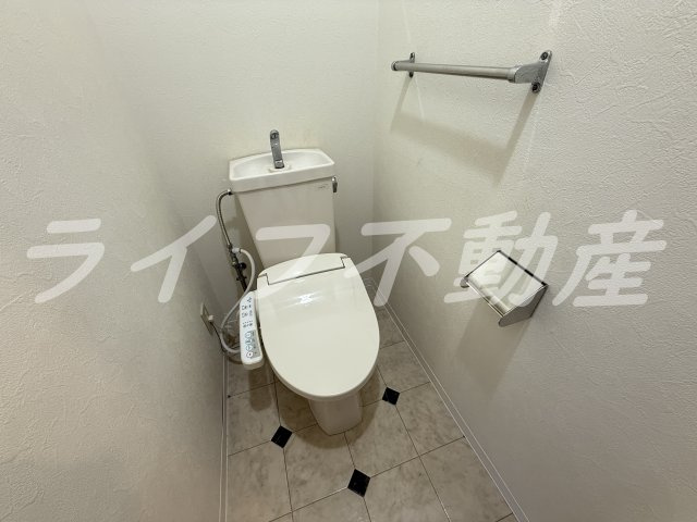 ファースト・ネットのトイレ|落ち着いたトイレです