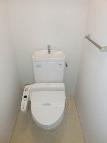 A TES SOUHAITSのトイレ