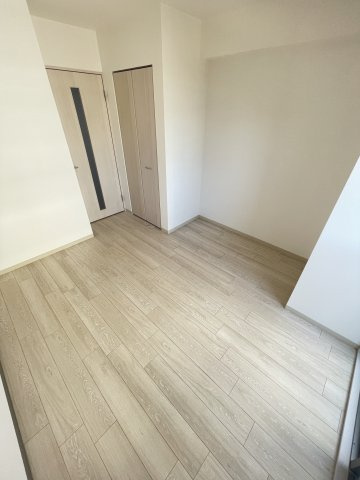 メゾンエスプリ生田の居間・リビング