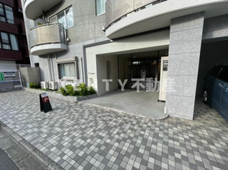 【エントランス】 | 清潔なエントランスです