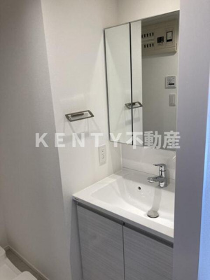 【洗面所】 | パークナードフィット田園調布 | コンパクトで使いやすい洗面所