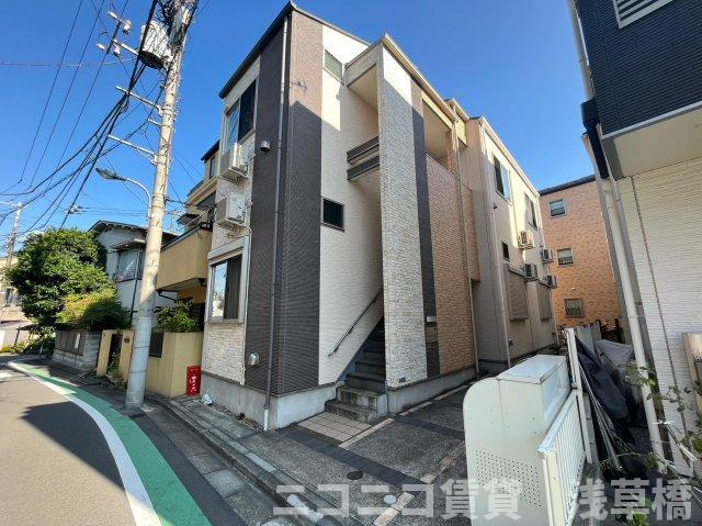 サヴォイ赤羽の外観