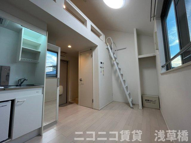 サヴォイ赤羽のバルコニー