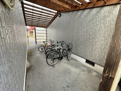 【その他共用部分】 | エクセレンスやまだB | 駐輪場