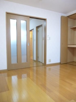 【洋室】 | エクセレンスやまだB