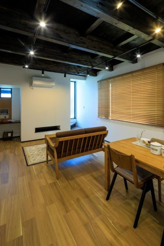 海南市大野中・新築戸建・116195の居間・リビング