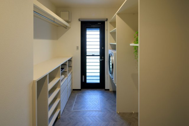 海南市大野中・新築戸建・116195の洗面所