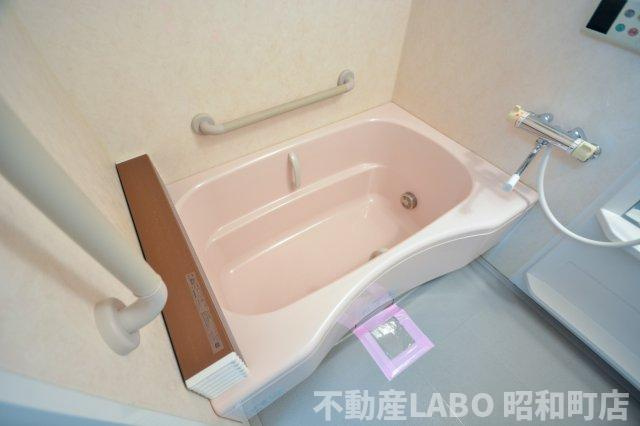 ぷりんすマンションの浴室