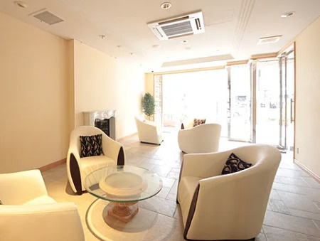 アーバネックス西長堀のロビー