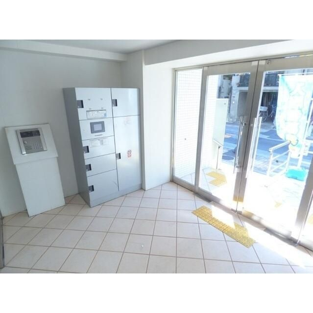 アクシーズタワー川口幸町Ⅱのエントランス