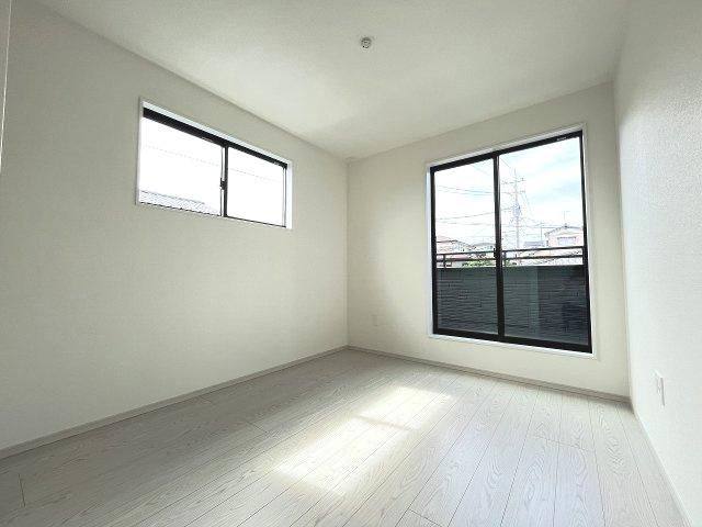 【子供部屋】 | 春日市惣利4丁目1期　1号棟（全1棟）【仲介手数料無料・0円】 | 現地写真。