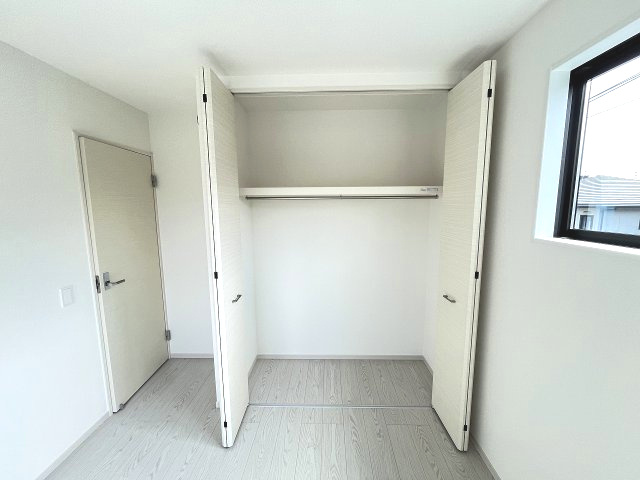 【収納】 | 春日市惣利4丁目1期　1号棟（全1棟）【仲介手数料無料・0円】 | 現地写真。