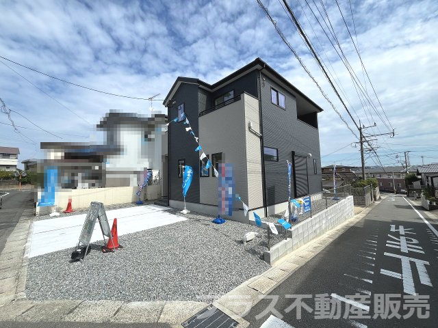 【外観】 | 春日市惣利4丁目1期　1号棟（全1棟）【仲介手数料無料・0円】 | 現地写真。プラス不動産販売なら、現場の全ての棟をまとめてご見学頂けます。