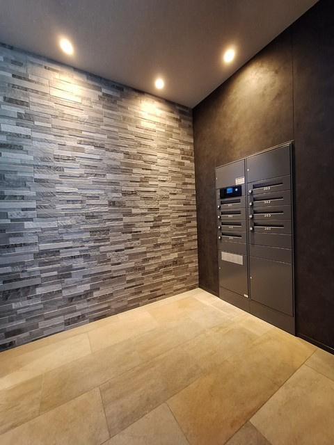 ヴィラ代沢のロビー|オシャレな共用スペース