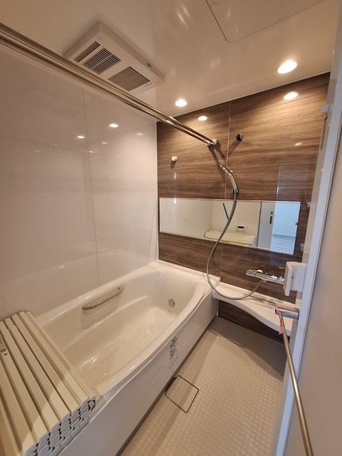 ヴィラ代沢の浴室