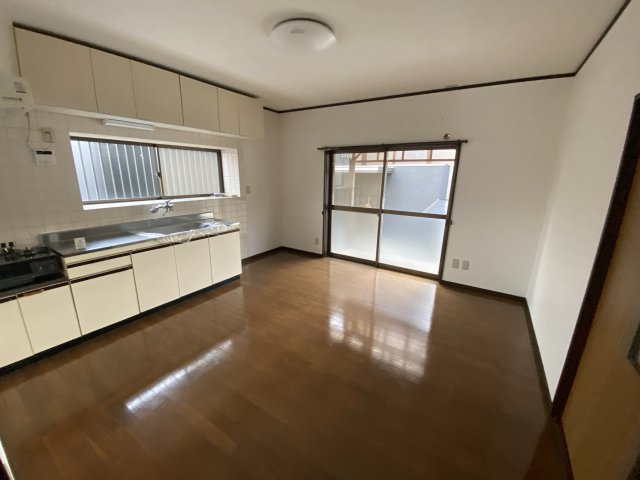 御立東戸建て1丁目12-5の居間・リビング