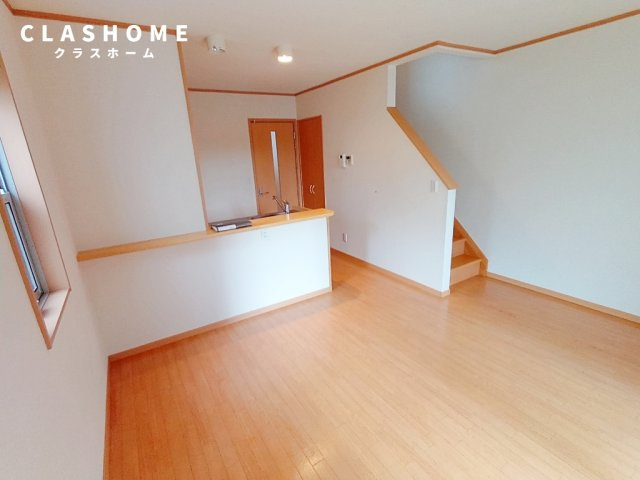 フローラル711　　刈谷市の賃貸ならクラスホーム刈谷店の居間・リビング