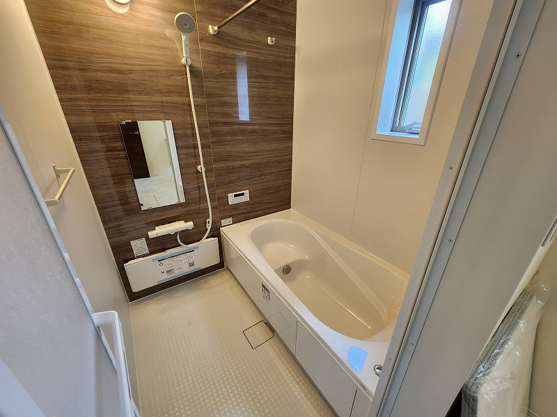 小牧市大字久保一色　新築戸建　２号棟の浴室|お風呂で日々の疲れを落としましょう