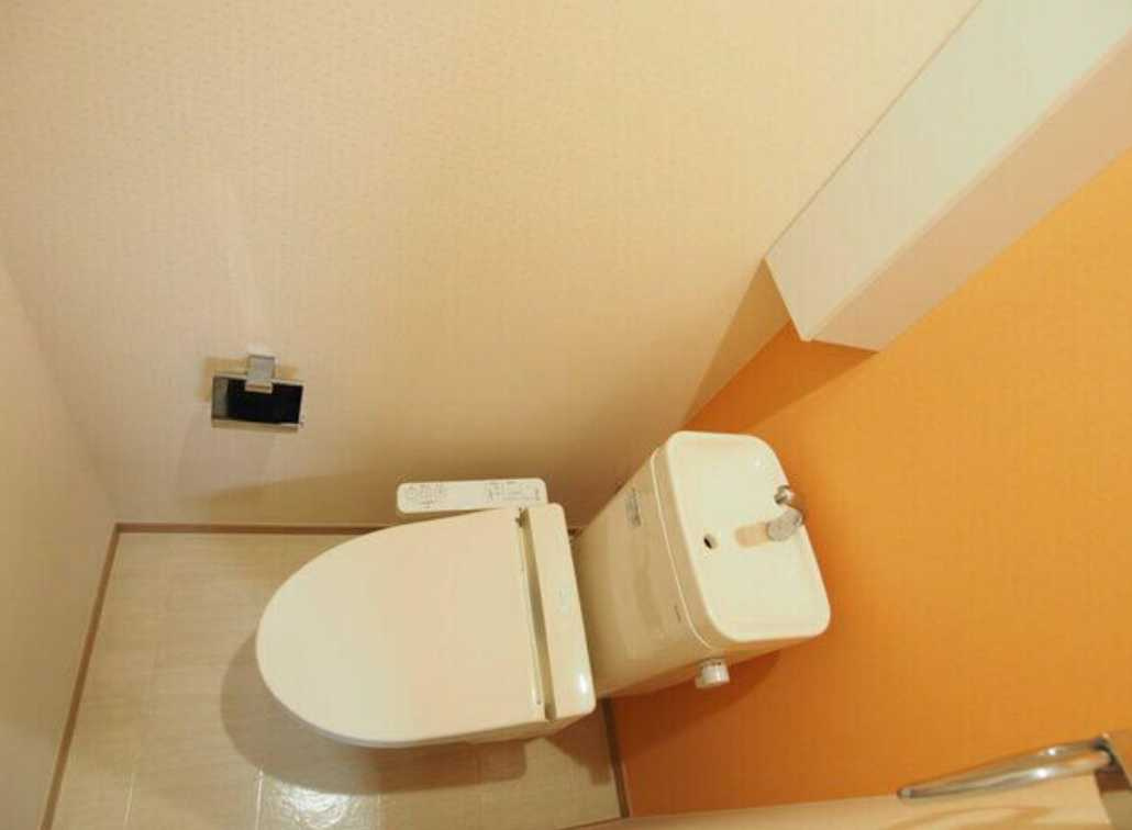 モンターニャダルジェント　角部屋　ウォークインクローゼット　オートロックのトイレ