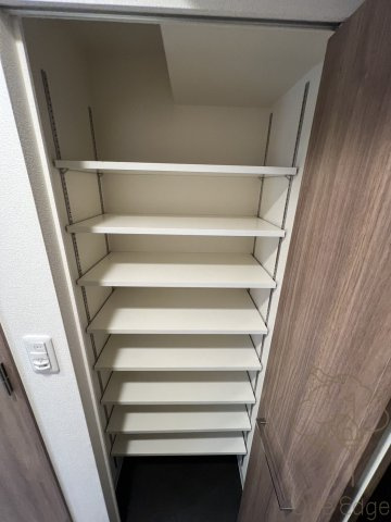 プレサンス梅田北ディアの玄関