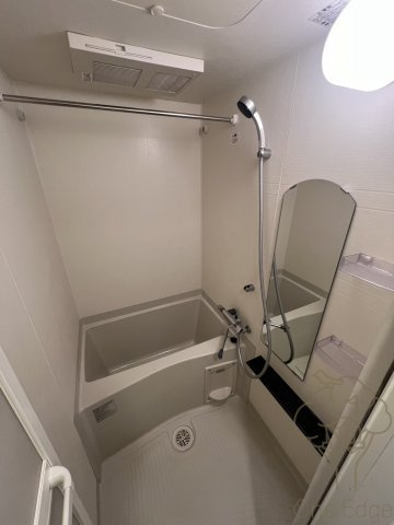 プレサンス梅田北ディアの浴室