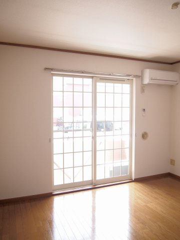 ジャルダンⅡの居間・リビング