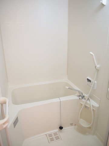 ジャルダンⅡの浴室